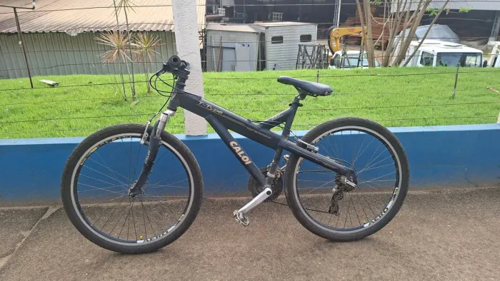 Troco caloi v21 com kit shimano e pneus praieiros novos por aro 29 ou bicicleta speed