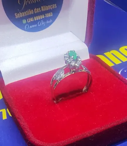 Anel de Formatura Ouro 18 Kilates Cabeça Prata aro 18 Kilates Peso 1.90 Gramas Cabeça 10 m