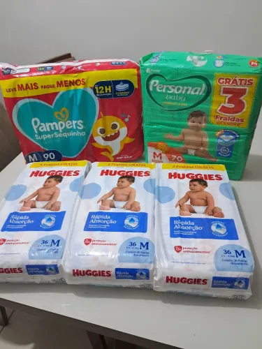 5 pacotes de fraldas