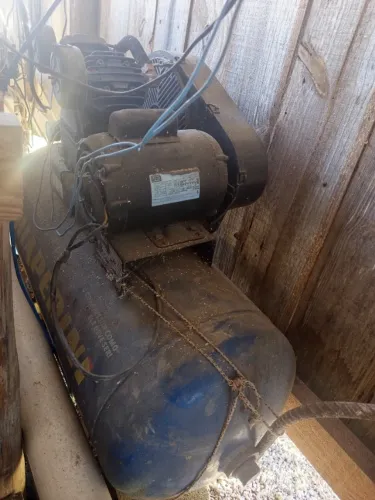 Compressor 10 pés 110 litros motor Weg 2cv