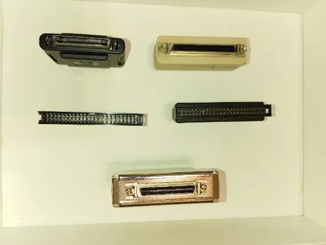 SCSI - Adaptador - Diversos modelos