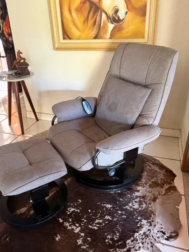 Vendo poltrona massageadora