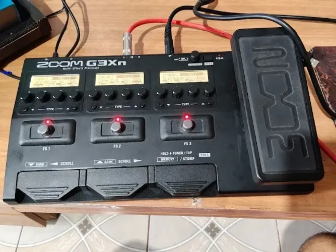 Pedaleira zoom g3xn