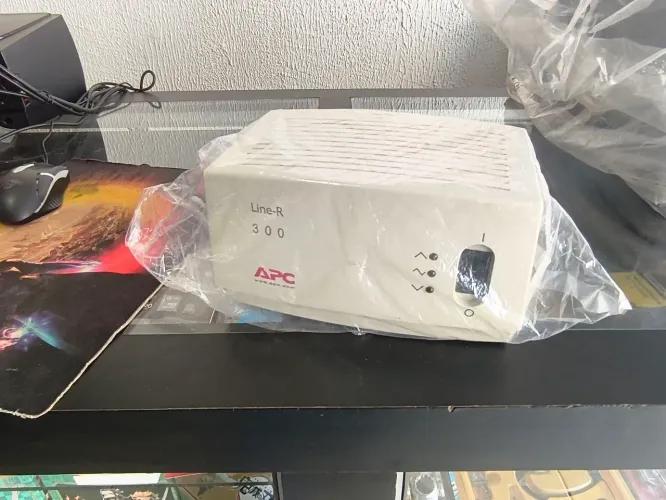 Estabilizador APC LINE R 300