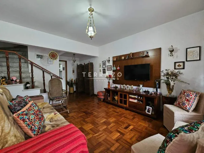 Casa em Condomínio para aluguel, 3 quartos, 1 vaga, Alto - Teresópolis/RJ