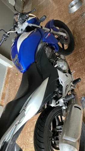 CB 300R 2013 Flex - Revisada, Pneus Novos, Baú e Chave Reserva