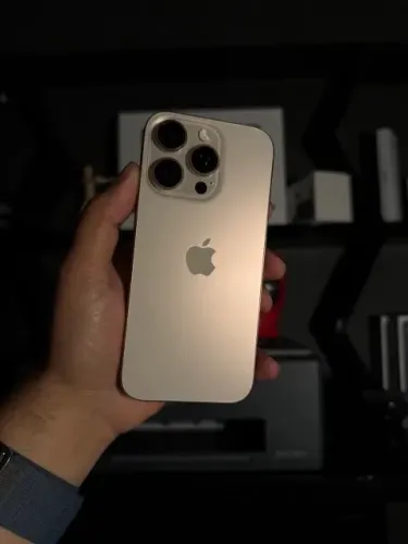 iPhone 16 pro max 1Tera bypass