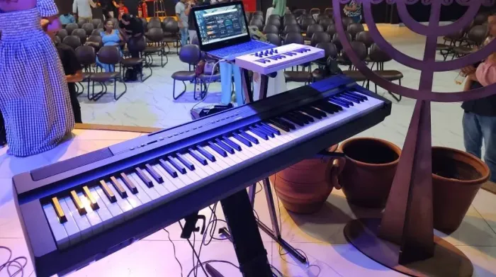 Yamaha P-125