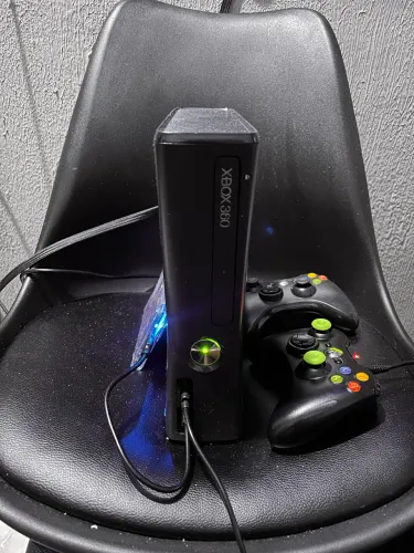 Xbox 360 Slim