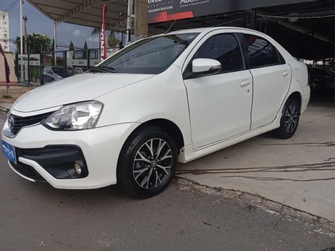 Toyota Etios Platinum Sed. 1.5 Flex 16V 4P Aut. 2018