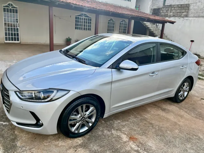 Hyundai Elantra Special Edit. 2.0 16V Flex Aut. 2018