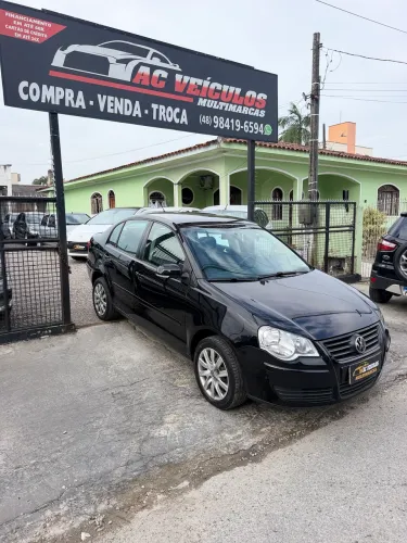 Volkswagen Polo Sedan 1.6 MI Total Flex 8V 4P 2011