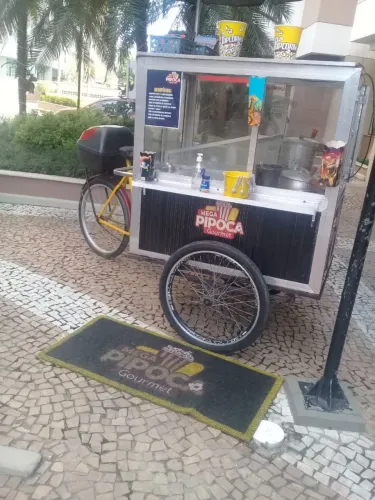 Carrinho de pipoca Linda