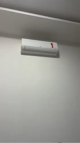 Vendo ar condicionado duo inverter LG 9.000 btus