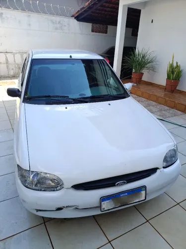 Ford Escort GL 1.8i 16V 4P 1998