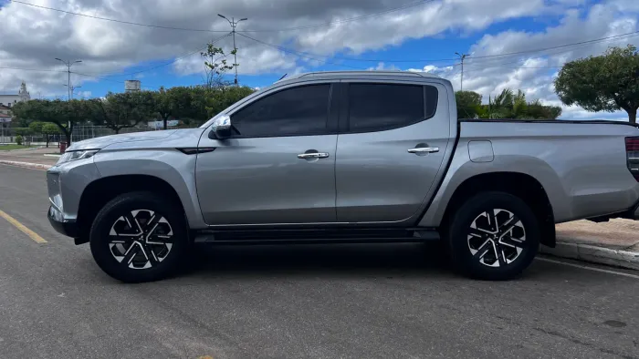 Mitsubishi L200 Triton Sport HPE-S 2.4 CD Dies. AUT 2024