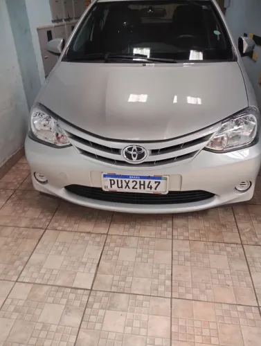 Toyota Etios X 1.3 Flex 16V 5P Mec. 2015