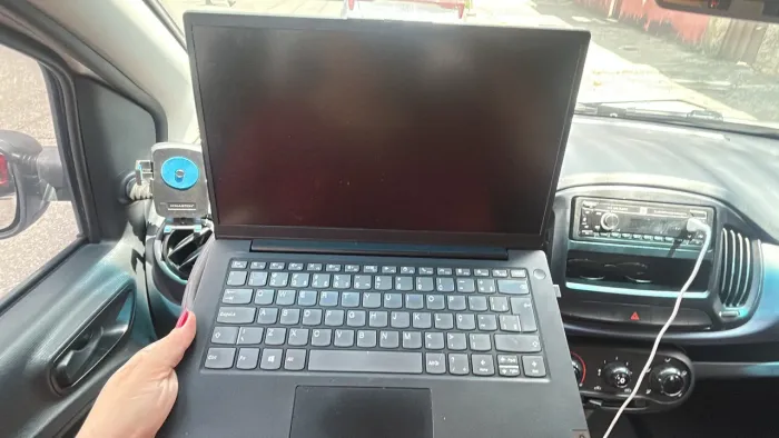 Notebook Lenovo v14 g2