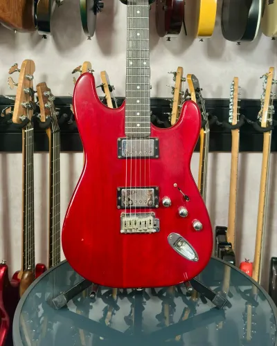 Guitarra Fender Squier Standard Series