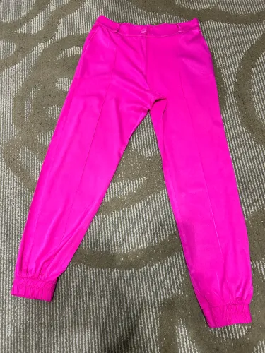 Calça feminina rosa - tamanho P