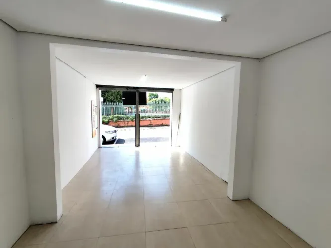 Loja aluguel Henrique Martins, 579 Centro
