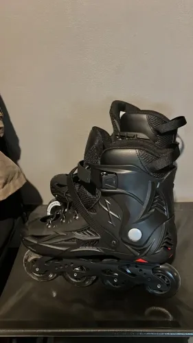PATINS PROFISSIONAL + KIT DE PROTEÇÃO 