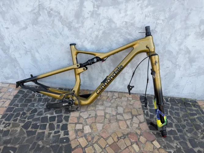 Quadro e suspensão cannondale scapel