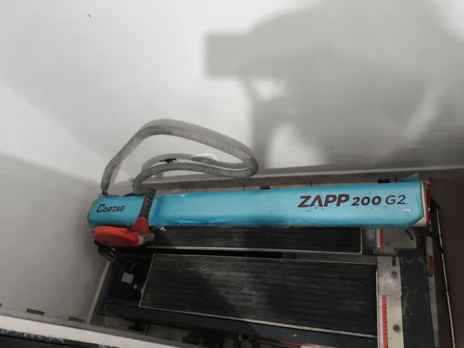 Cortadora elétrica piso ZAPP 200 2G semi nova