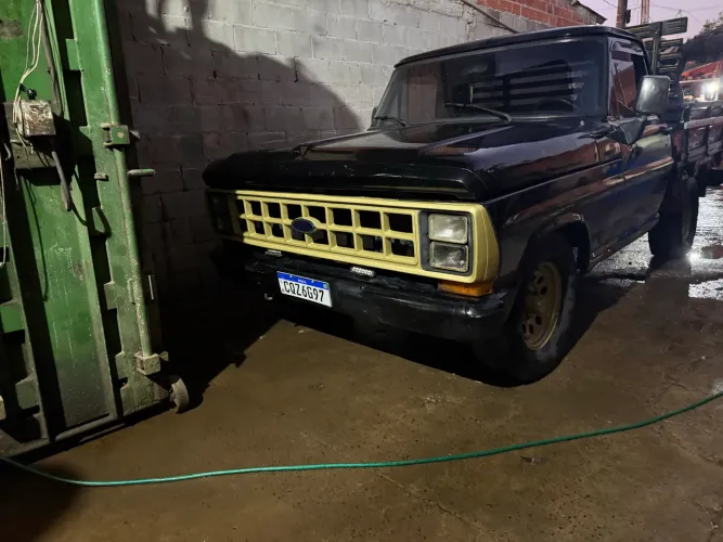 Ford F-1000 S. S. Diesel / S.s. Diesel Turbo 1990