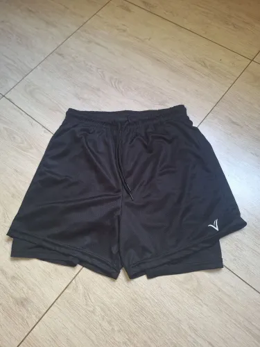 Short Duplo Academia Masculino Compressão com Bolso p/ Celular (Preto)