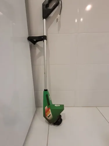 Vendo Aparador de Grama