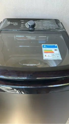 Máquina 14.5 quilos semi nova