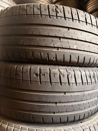 Pneu 215/45/18 Michelin 