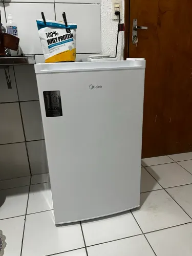 Vende se Frigobar Mideia