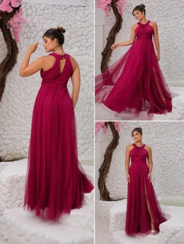 Vestido de Festa Longo com Brilho e Fenda