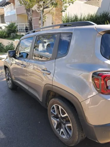 Jeep Renegade Longitude 1.8 4X2 Flex 16V Aut. 2021