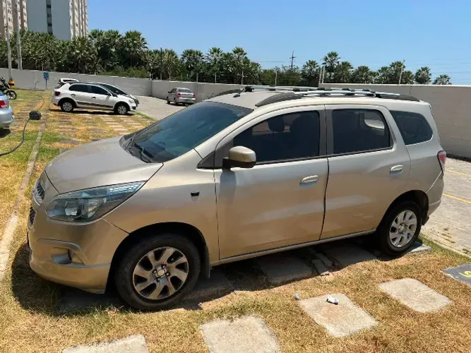 Chevrolet Spin LTZ 1.8 8V Econo.flex 5P Aut. 2014