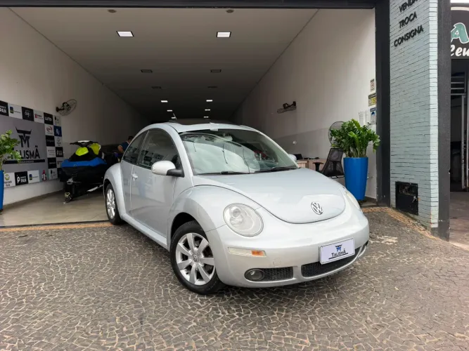 Volkswagen New Beetle 2.0 MI Mec./aut. 2008