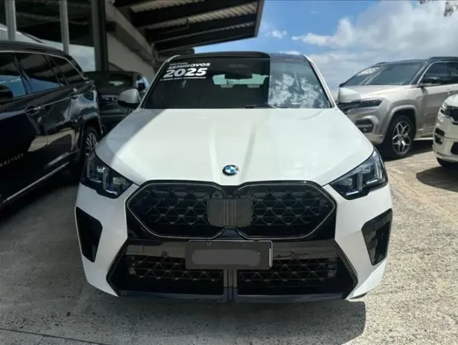 BMW X2 XDRIVE 20I MSP ANO 2025