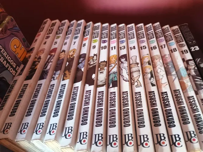 Coleção Soul Eater HQ/Mangá com 17 revistas