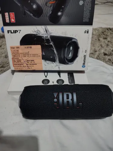 Caixinha de som JBL
