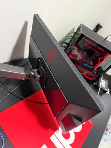 Monitor benq zowie xl2546