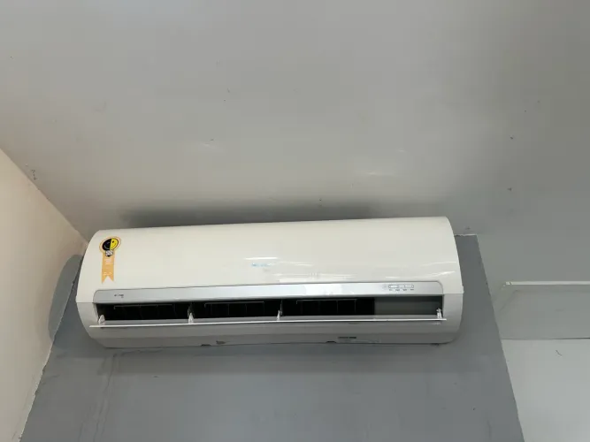 Ar-Condicionado Springer - 30 Mil BTUs