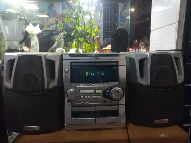 Aparelho de som 3 CDs Aiwa