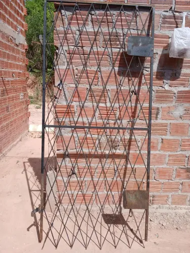Grade de portão