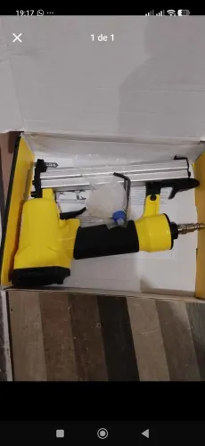 Grampeador pneumático