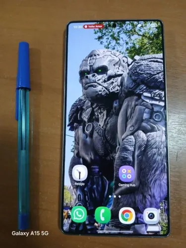 Troco s25 ultra em celular inferior com torna da sua parte
