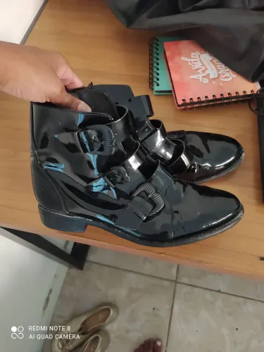 Bota de couro Schutz 