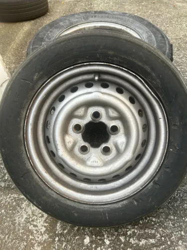Roda de ferro kombi