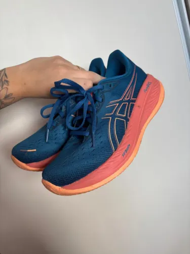 Tênis Feminino Asics Gel Cumulus 26
